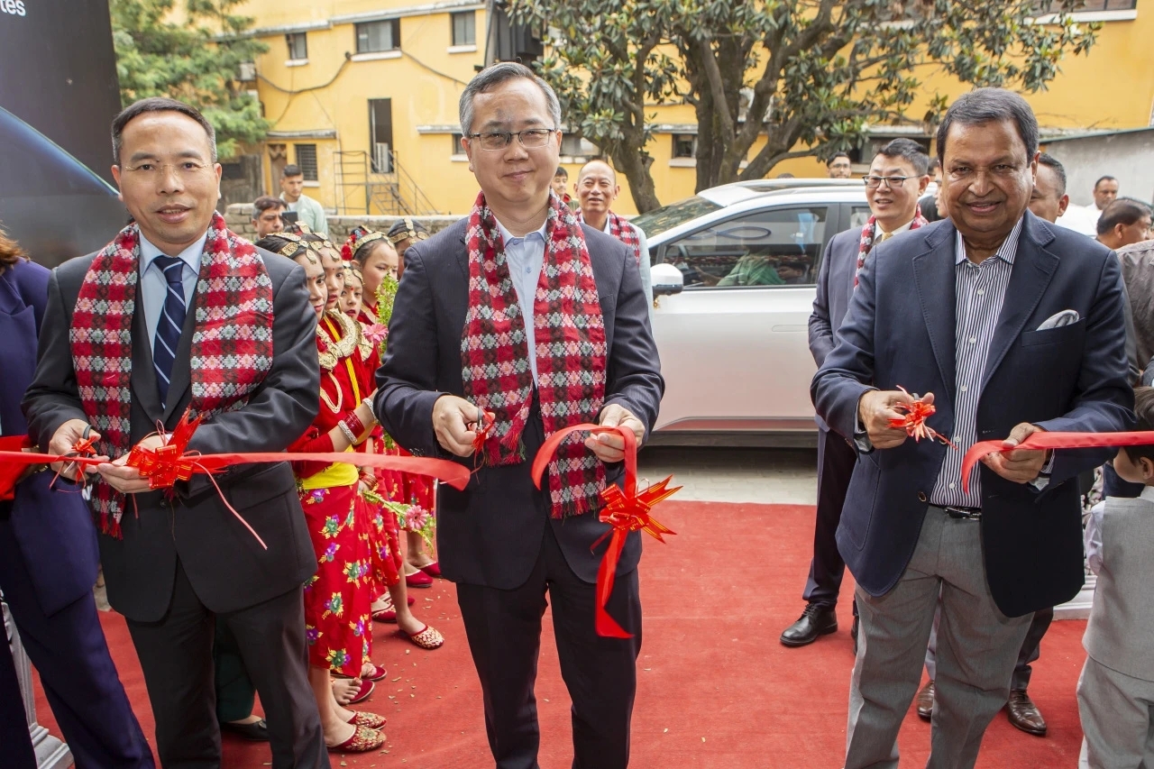 中国驻尼泊尔大使见证,aion登陆南亚