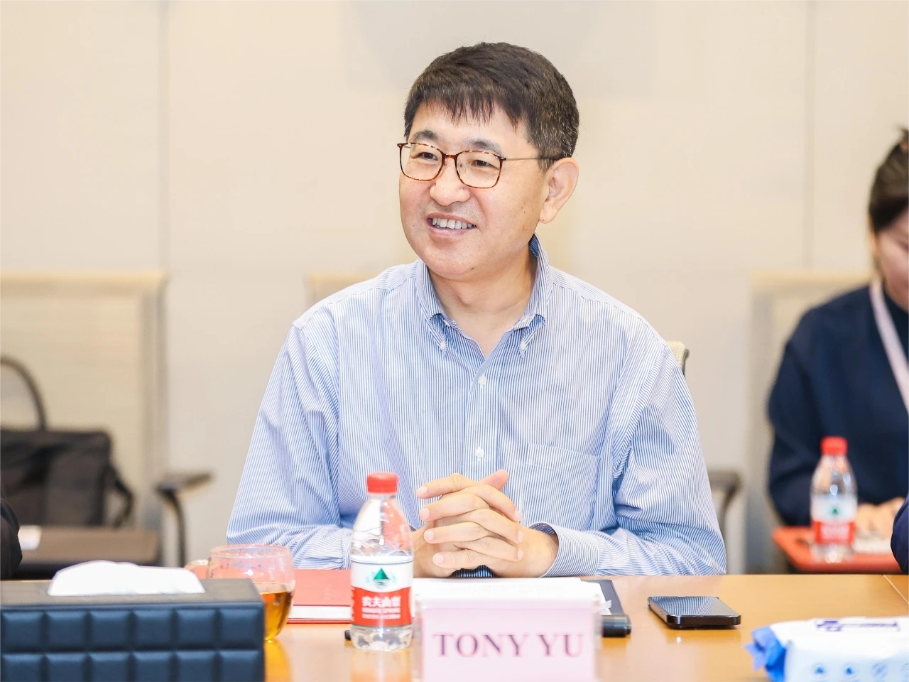 他提到,近年来新华三持续深化全球布局,着力将海外市场打造成为公司