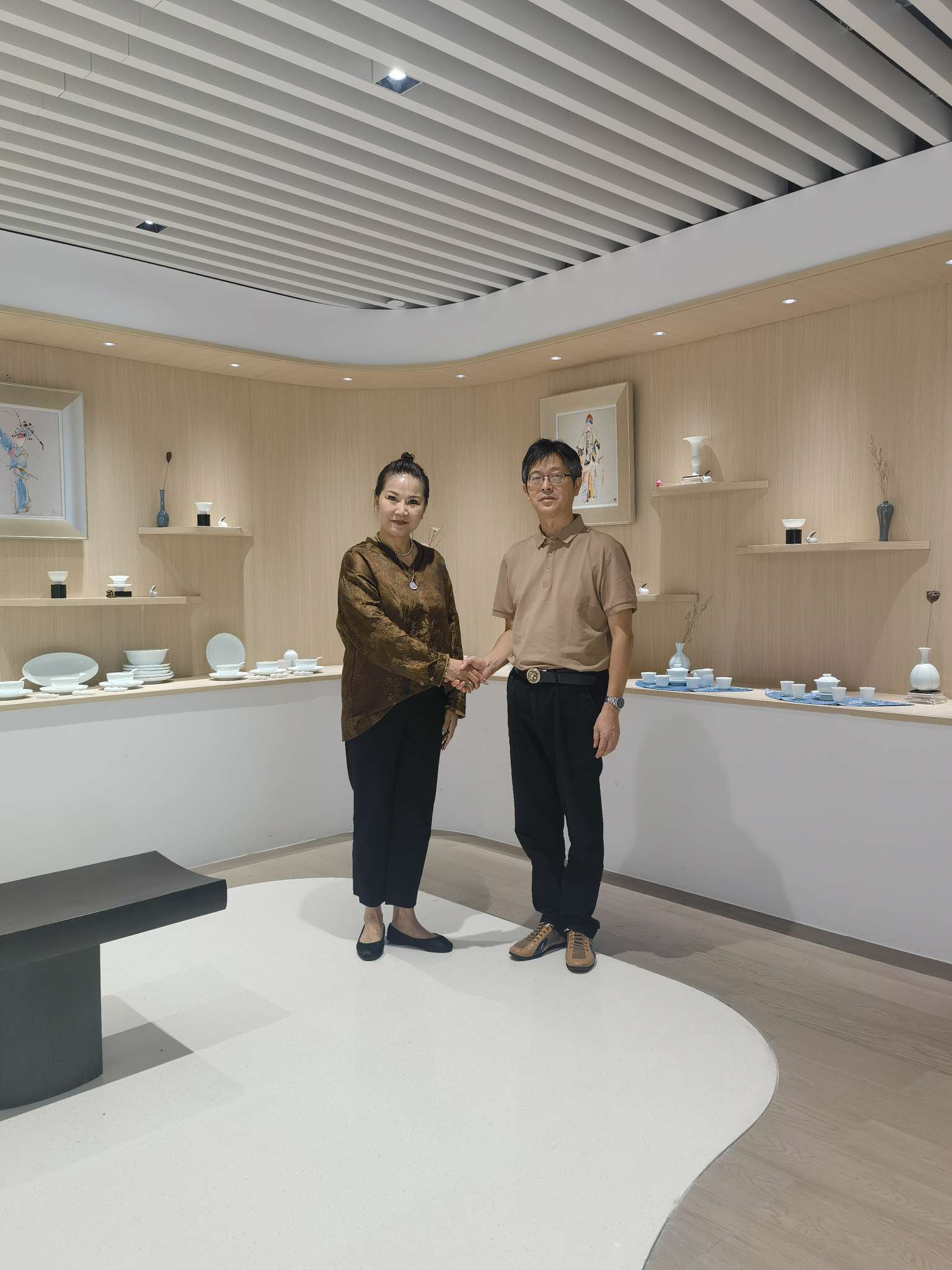 社群运营是博士茶馆人脉战略