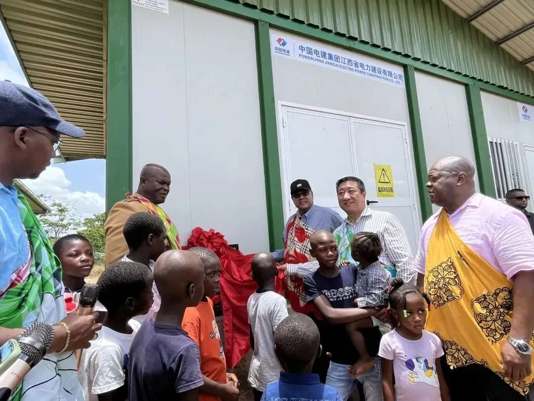 电建周日大新闻 : "一带一路"新风景 | 助力发展惠民生 总统现场点赞