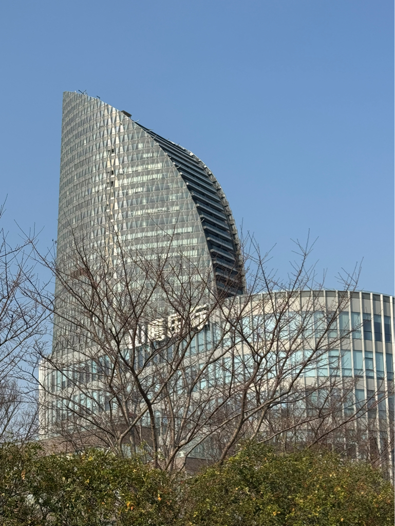 $山鹰国际(sh600567)$