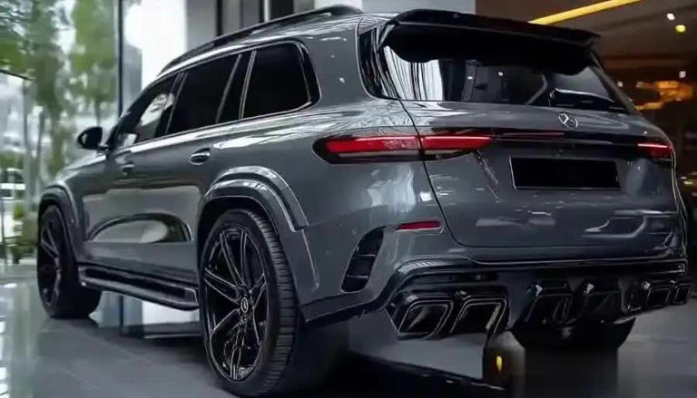 全新2026款奔驰GLS曝光，483马力+L4智驾+大七座