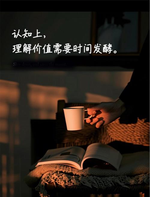 给位股友大家中午好，我是老杨